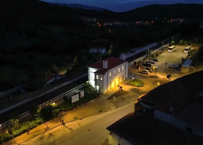 Séjour à la ferme Serpins Estação Al